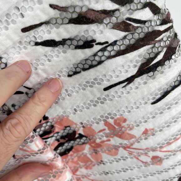 Le Chateau VINTAGE Skirt Womens Sz 6 White Pink Floral A-Line Lined Perforated - Picture 3 of 10